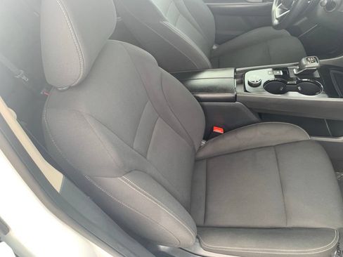 Used 2024 Nissan Rogue S AWD/4WD image 22