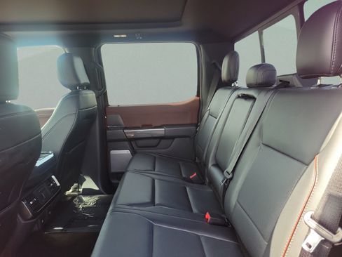 Used 2021 Ford F150 Lariat w/ Equipment Group 502A High AWD/4WD image 9