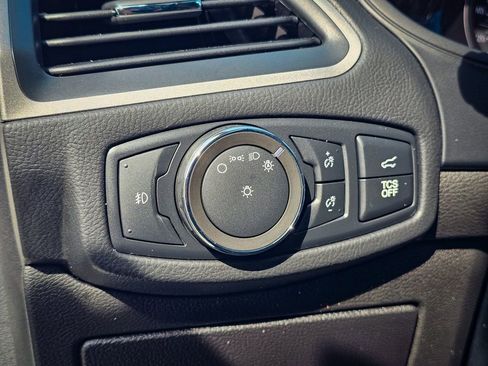 Used 2022 Ford Edge SEL w/ Convenience Package AWD/4WD image 13