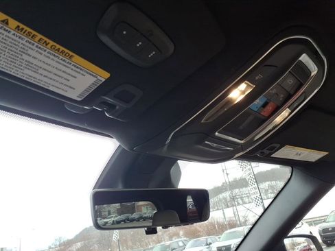 Used 2023 Jeep Grand Cherokee Limited w/ Luxury Tech Group II image 17