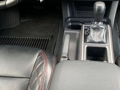 Used 2022 Toyota Tacoma SR5 w/ Technology Package RWD image 27