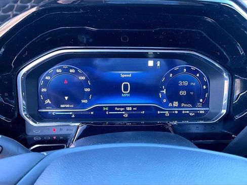 Used 2023 Chevrolet Silverado 1500 LT image 14