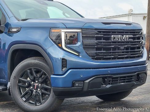 New 2026 GMC Sierra 1500 Elevation w/ Elevation Premium Package image 2