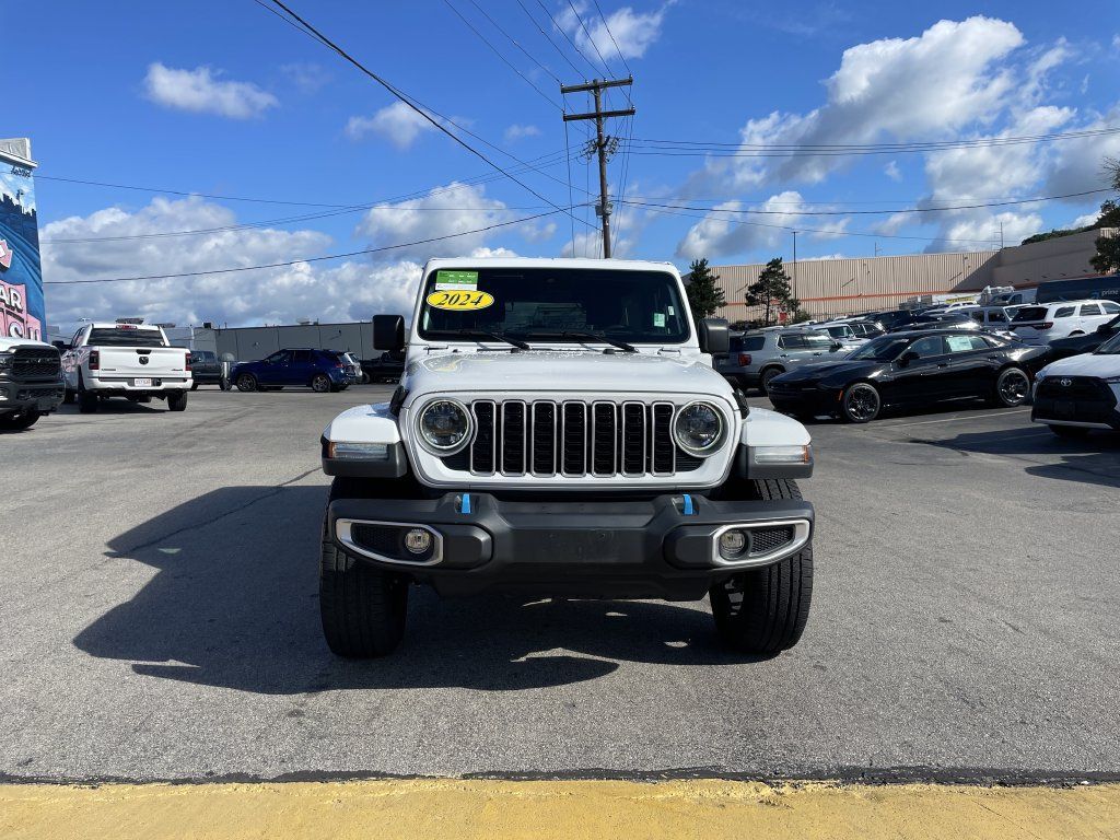 Certified 2024 Jeep Wrangler Unlimited Sahara AWD/4WD image 5