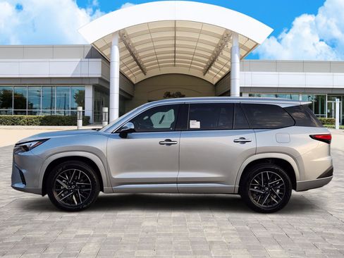 New 2026 Lexus TX 350 AWD image 3