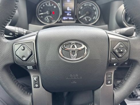 Used 2023 Toyota Tacoma TRD Pro AWD/4WD image 18