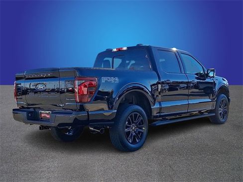 New 2025 Ford F150 Platinum w/ FX4 Off-Road Package image 3