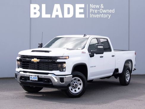 New 2026 Chevrolet Silverado 2500 W/T w/ WT/CX Safety Package AWD/4WD image 1