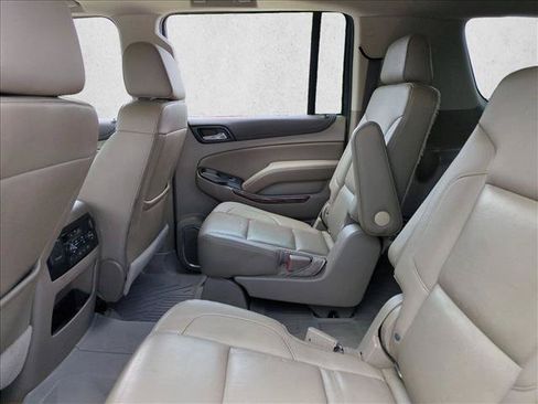 Used 2018 GMC Yukon XL SLT w/ Open Road Package RWD image 19