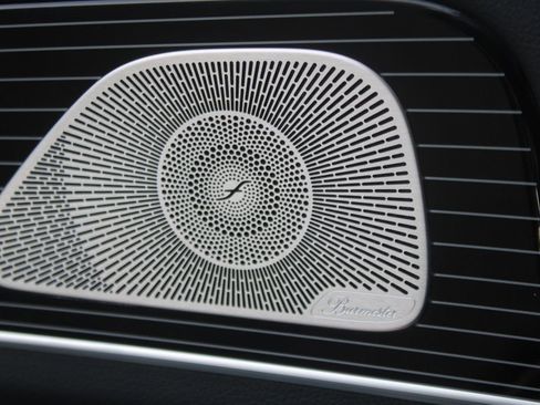 Certified 2025 Mercedes-Benz GLS 580 4MATIC image 34