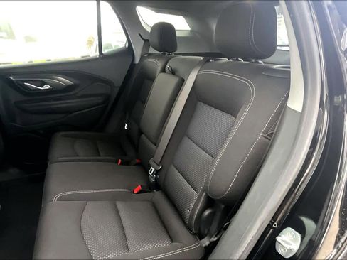 Used 2022 GMC Terrain SLE w/ Driver Convenience Package image 18