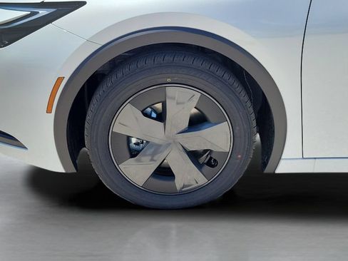 New 2026 Toyota Prius Plug-In Hybrid FWD image 26