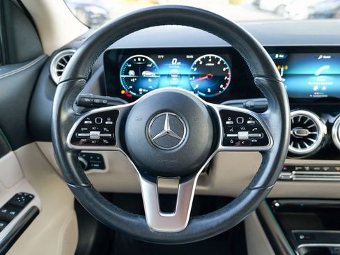 Used 2022 Mercedes-Benz GLA 250 4MATIC image 38