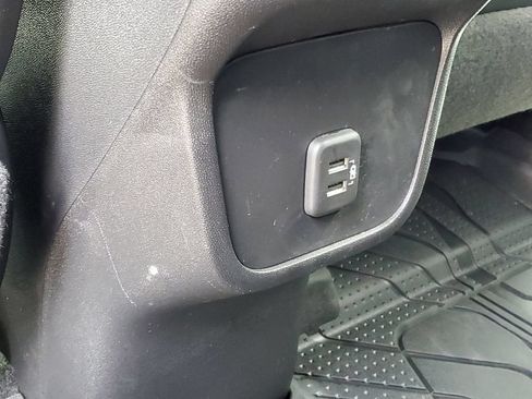 Used 2023 Chevrolet Equinox RS w/ LPO, Floor Liner Package AWD/4WD image 28