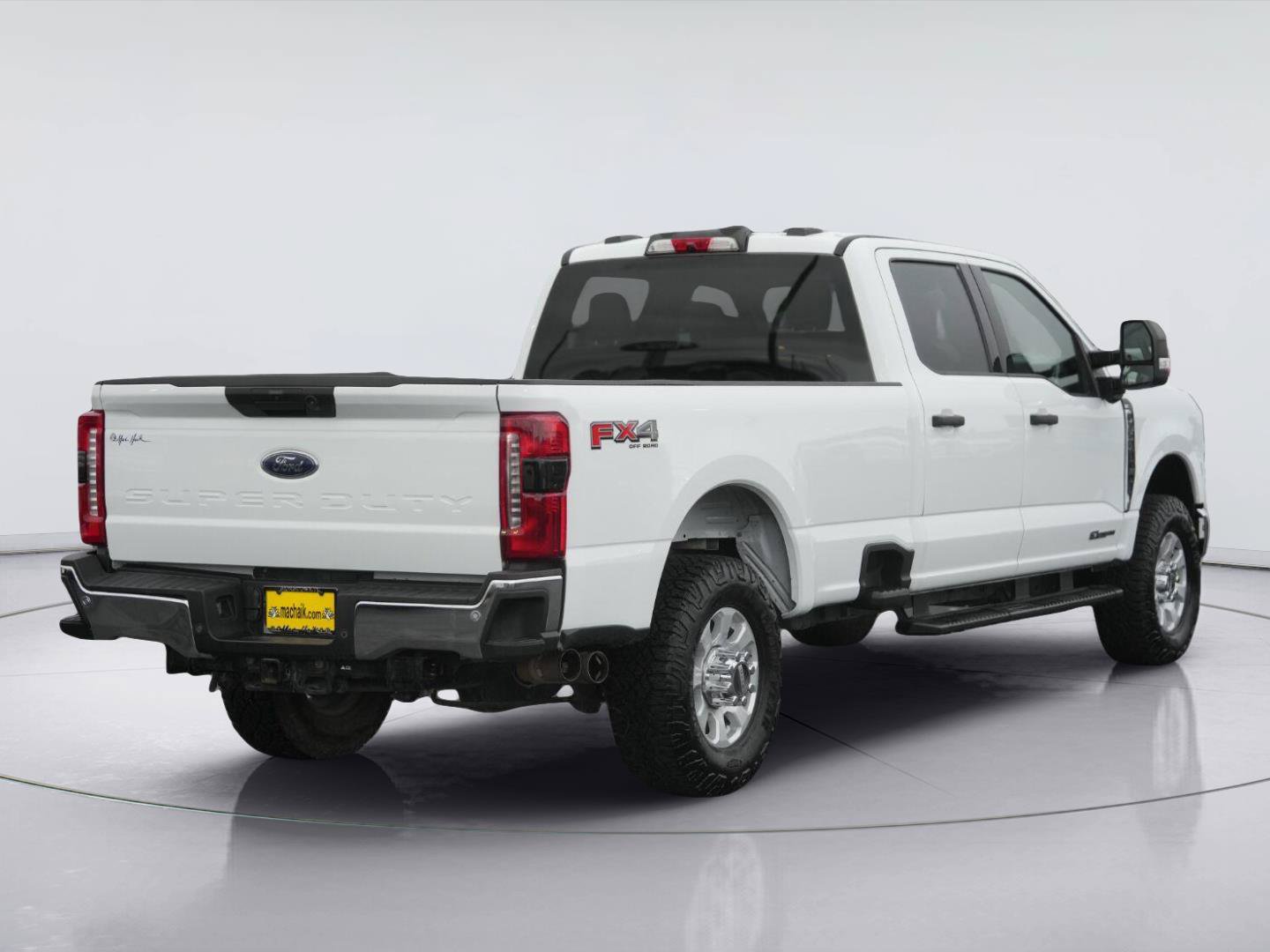 Used 2023 Ford F350 XLT w/ 360-Degree Camera Package AWD/4WD image 6