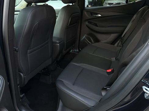 Used 2021 Buick Encore GX Select w/ Sport Touring Package AWD/4WD image 17