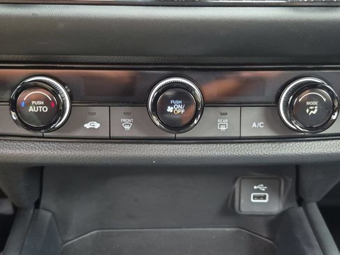 Used 2024 Honda HR-V LX image 21