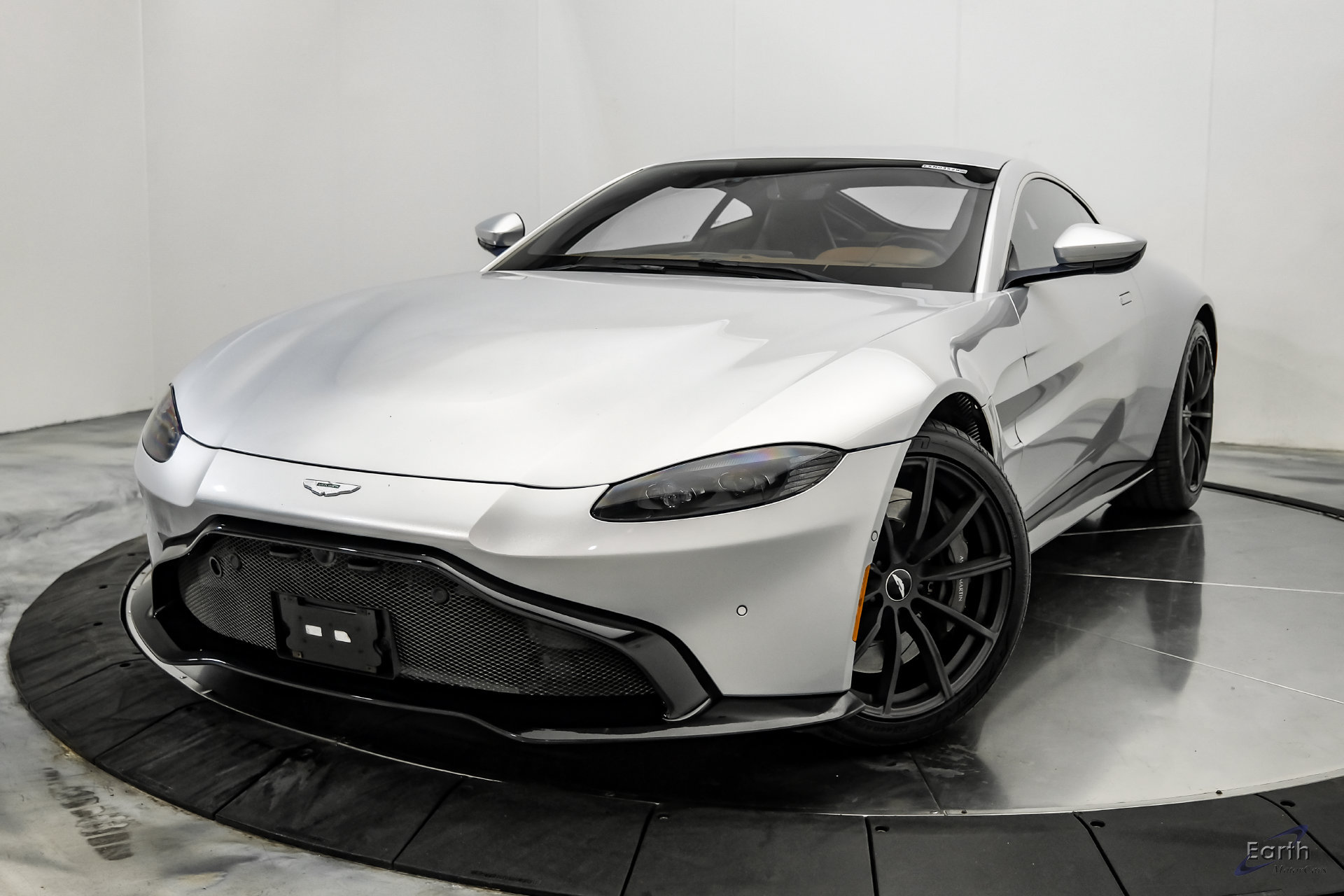 Used 2020 Aston Martin V8 Vantage Coupe RWD image 6