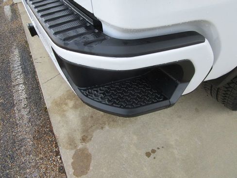 New 2026 GMC Sierra 1500 AT4 image 13