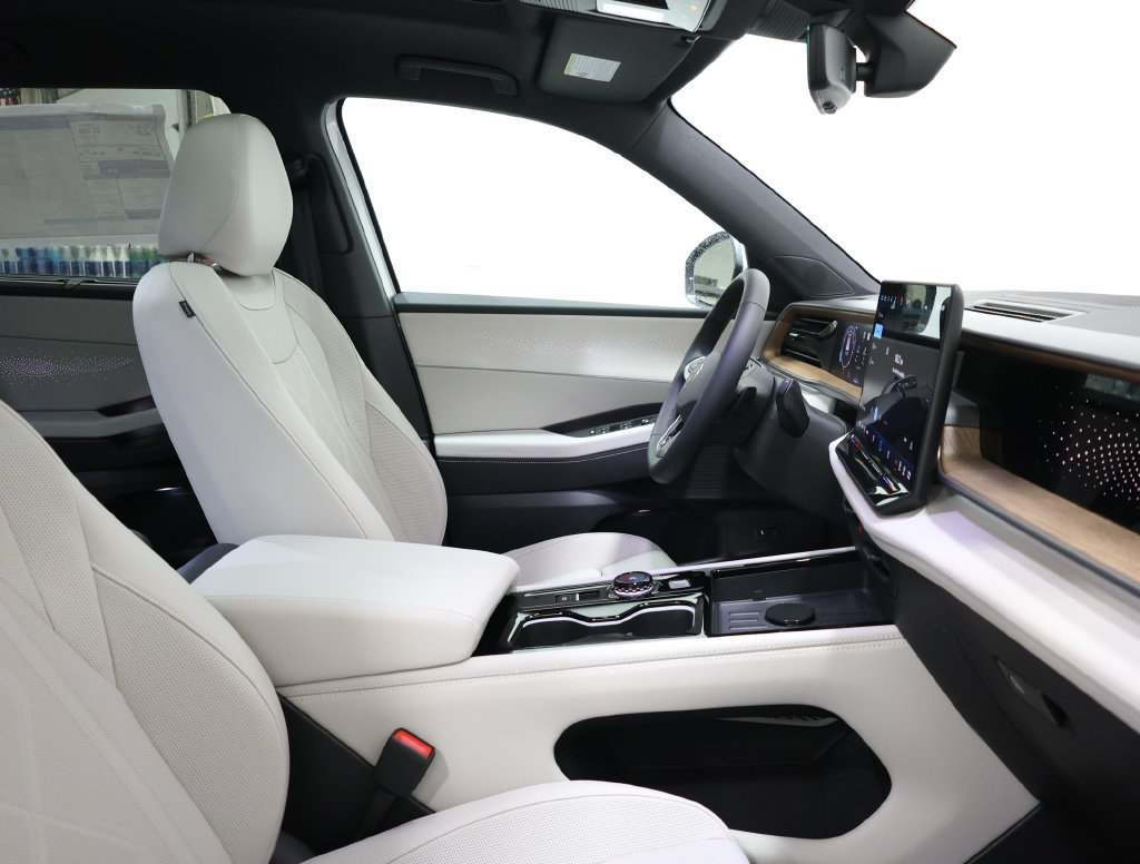 New 2027 Volkswagen Atlas SEL R-Line AWD/4WD image 21