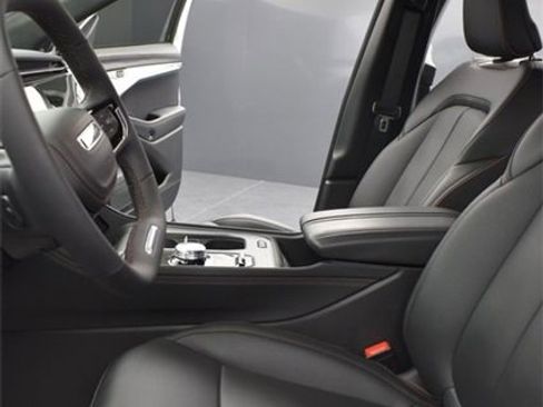 Used 2024 Jeep Wagoneer Launch Edition image 10