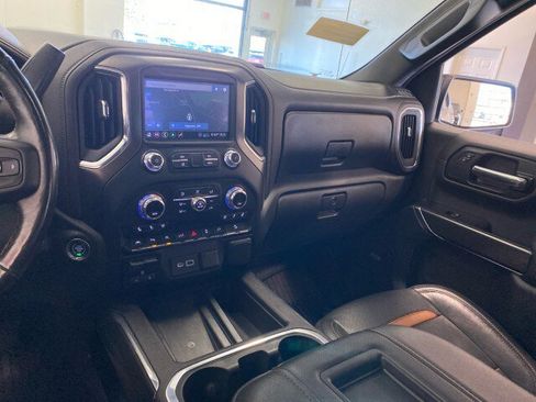 Used 2020 GMC Sierra 1500 AT4 w/ AT4 Premium Package image 12