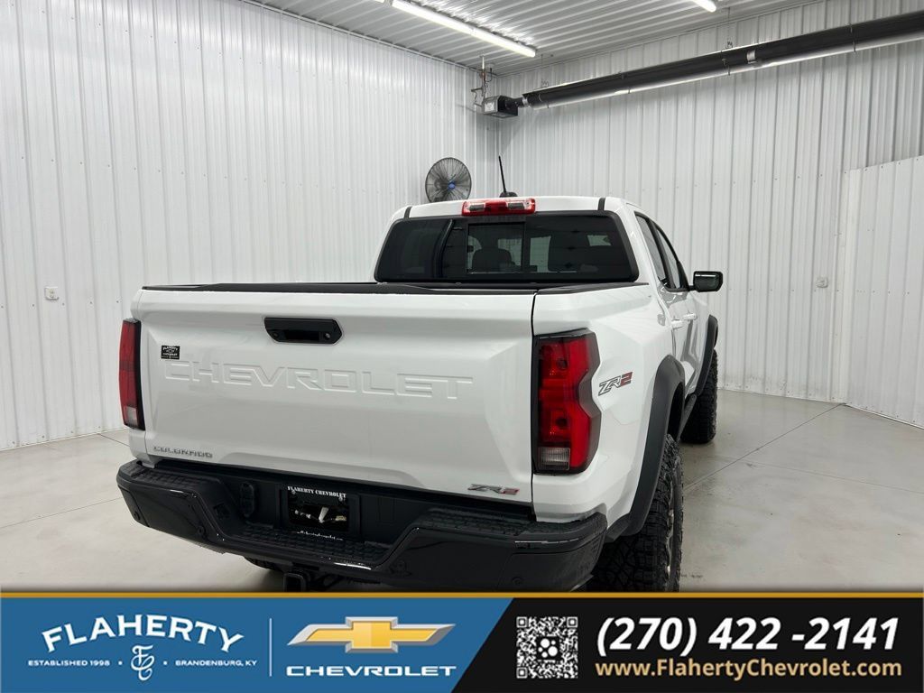 New 2026 Chevrolet Colorado ZR2 w/ Technology Package AWD/4WD image 3