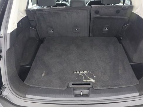 Used 2023 Nissan Rogue SV image 20