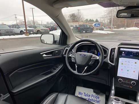 Used 2022 Ford Edge Titanium w/ Cargo Accessory Package image 19