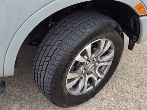 Used 2021 Ford Ranger Lariat w/ Bed Utility Package image 6