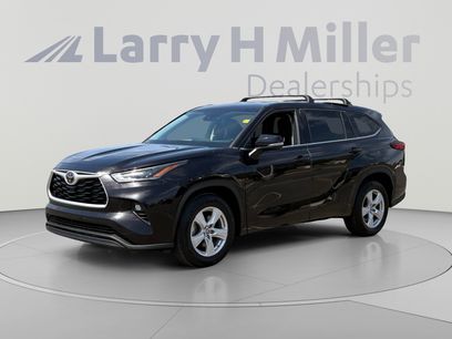 Used 2021 Toyota Highlander LE
