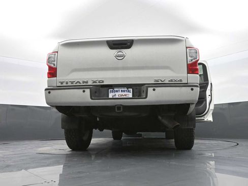 Used 2018 Nissan Titan SV w/ SV Convenience Package image 49