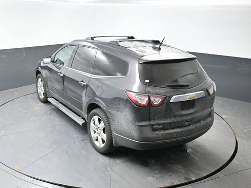 Used 2016 Chevrolet Traverse LT w/ Style and Technology Package image 21