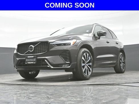 Used 2025 Volvo XC60 B5 Plus w/ Climate Package AWD/4WD image 19