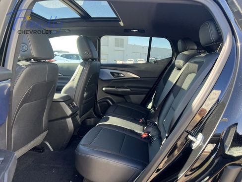 New 2026 Chevrolet Equinox EV LT w/ LPO, Blackout Package AWD/4WD image 5