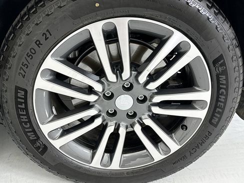 Certified 2023 Land Rover Range Rover SE AWD/4WD image 30
