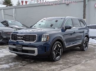 Used 2023 Kia Telluride S video 1