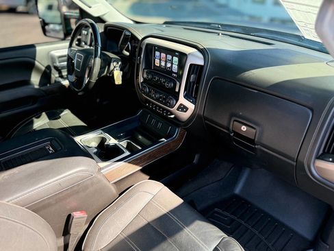 Used 2017 GMC Sierra 3500 Denali w/ Duramax Plus Package image 29