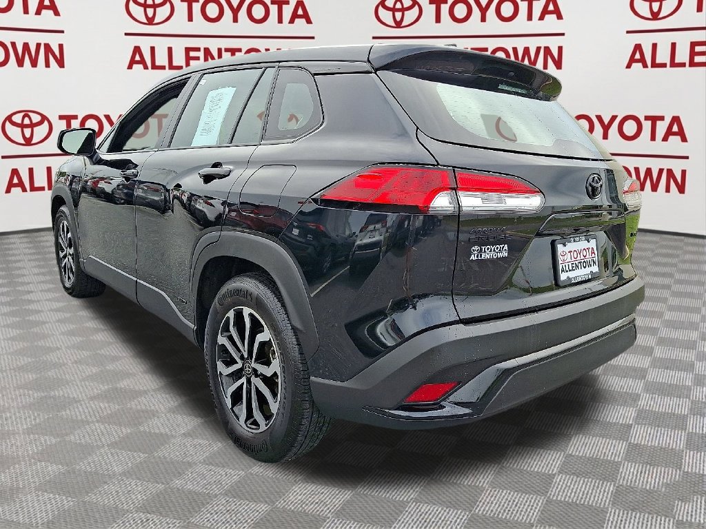 Used 2024 Toyota Corolla Cross AWD Hybrid image 5