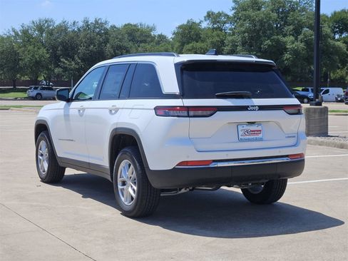 New 2025 Jeep Grand Cherokee Laredo X image 6