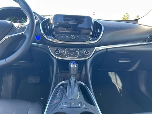 Used 2016 Chevrolet Volt Premier w/ Driver Confidence Package image 8