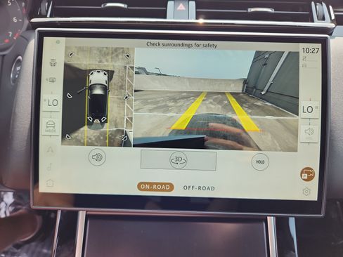 New 2026 Land Rover Range Rover Velar Dynamic SE image 22