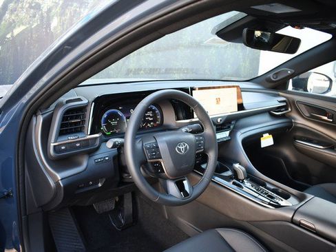 New 2026 Toyota Crown Nightshade image 6