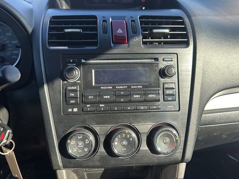 Used 2014 Subaru Forester 2.5i image 31