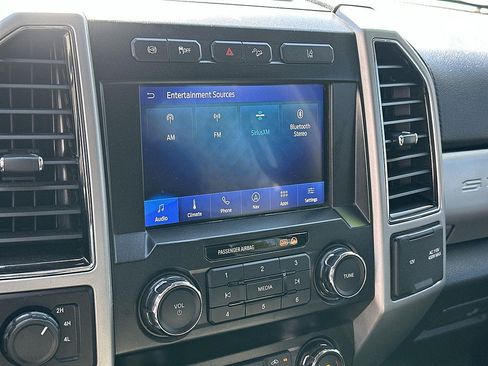 Used 2020 Ford F250 Lariat AWD/4WD image 12