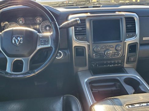 Used 2018 RAM 2500 Limited image 7