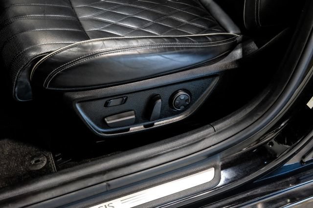 Used 2021 Genesis G70 2.0T w/ Prestige Package RWD image 39