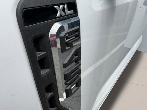 Used 2024 Ford F450 XL w/ Snow Plow Prep Package image 7