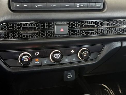 Certified 2025 Honda HR-V LX image 25