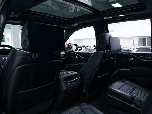 Used 2023 Cadillac Escalade V AWD/4WD image 22